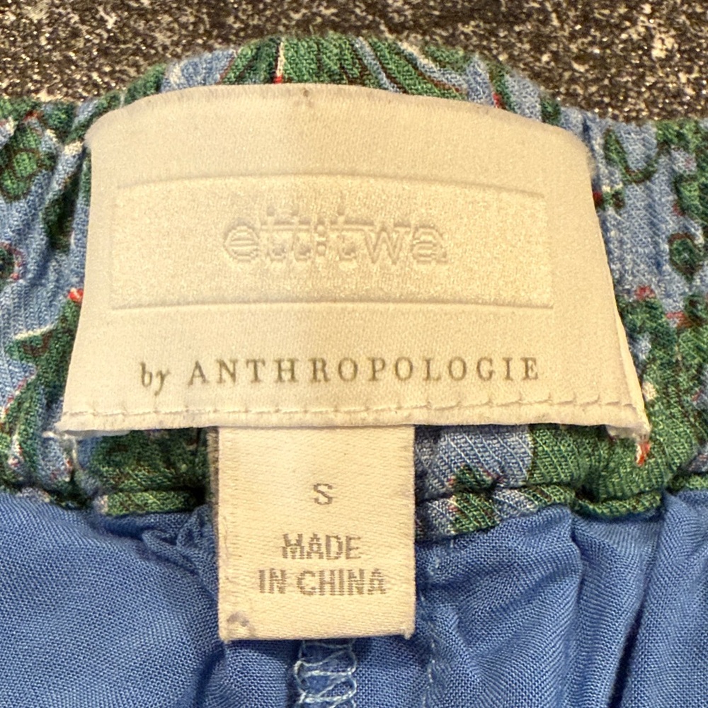 Anthropologie Tiered Blue and Green High-Rise linen blend Elephant Ruffle Shorts - Picture 2 of 7